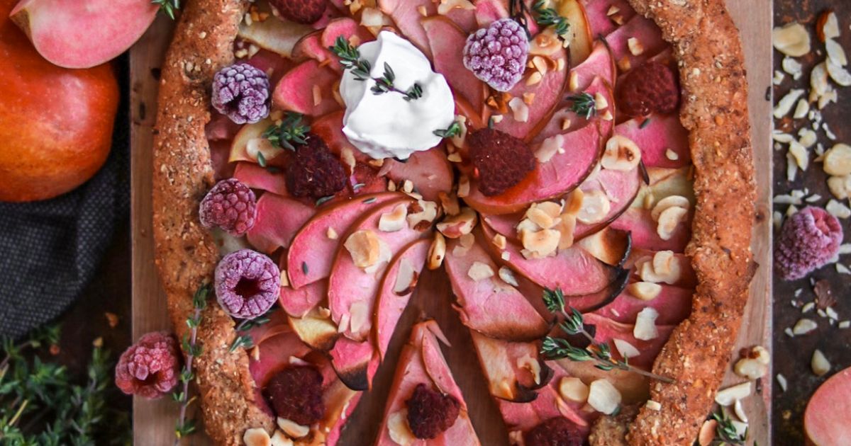 Apple and raspberry galette  | MyLove-MyLife